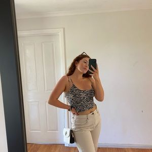 Meet your Posher, Isla